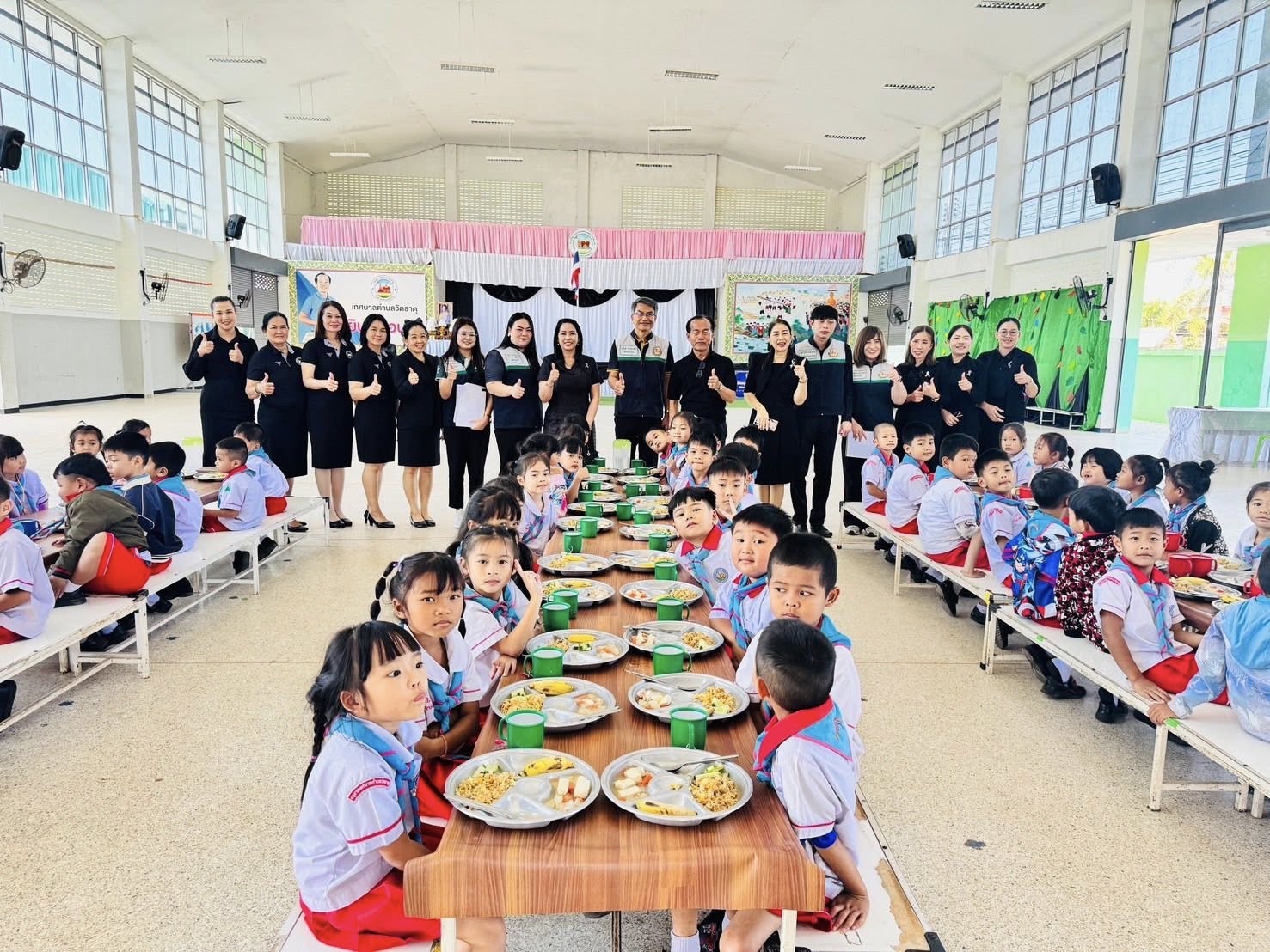 ต้อนรับคณะตรวจสอบประเมินผลโครงการอาหารกลางวัน โรงเรียนอนุบาลเทศบาลตำบลวัดธาตุ
